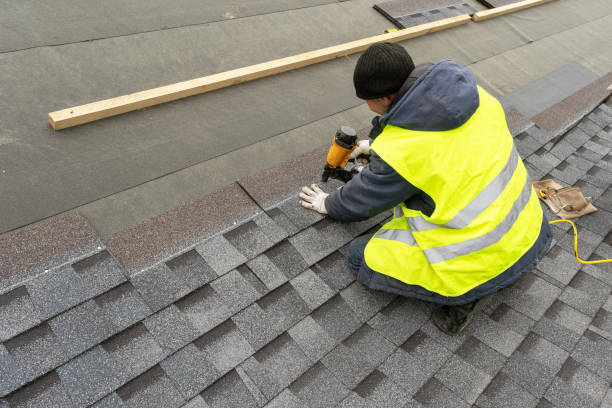 Best Local Roofing Companies  in North Madison, OH